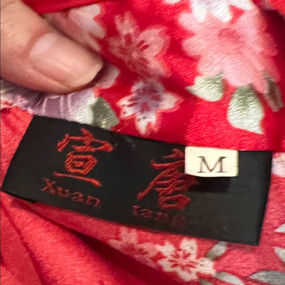 Chic Red Floral Midi Dress - Picture 6 of 7